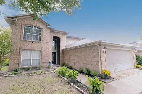 4439 Wescott Dr, Grand Prairie, TX 75052