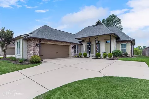 2832 Carribean Cv, Shreveport, LA 71105
