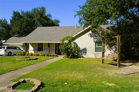 2310 Watchill Dr, Greenville, TX 75402