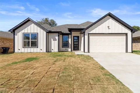 2812 Ridge Rd N, Fort Worth, TX 76133