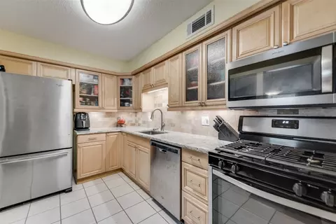 313 Ellis St, Allen, TX 75002