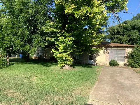 9421 Whittenburg Gate Ave, Dallas, TX 75243