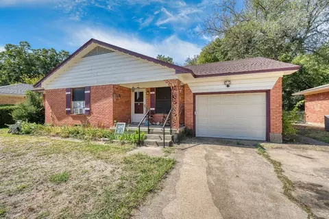 316 Hilltop Ln, Wylie, TX 75098