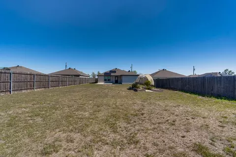 319 Blakney St, Cleburne, TX 76031 photo 16
