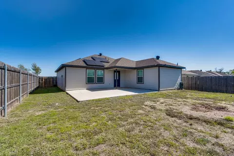 319 Blakney St, Cleburne, TX 76031 photo 10