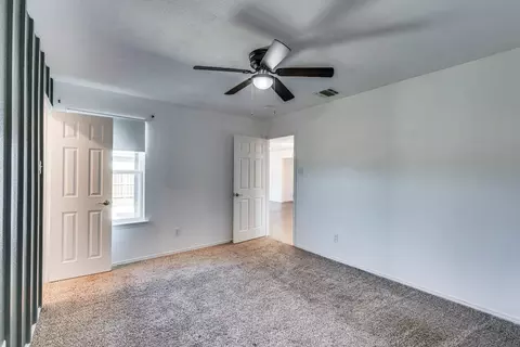 319 Blakney St, Cleburne, TX 76031 photo 32