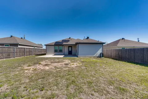 319 Blakney St, Cleburne, TX 76031 photo 11