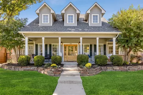 735 Kessler Lake Dr, Dallas, TX 75208
