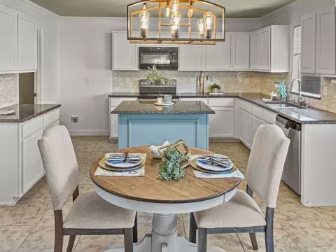 2704 Cedar Crest Dr, Little Elm, TX 75068