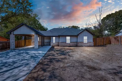 1301 N Sherman St, Ennis, TX 75119