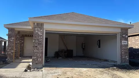 1704 Galice St, Forney, TX 75126