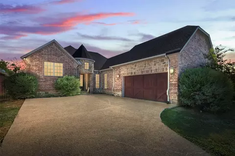 2734 Fountain View Blvd, Cedar Hill, TX 75104