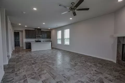 133 Trinity St, Grandview, TX 76050 photo 7
