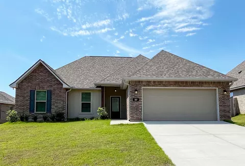 327 Hummingbird Ln, Princeton, LA 71067