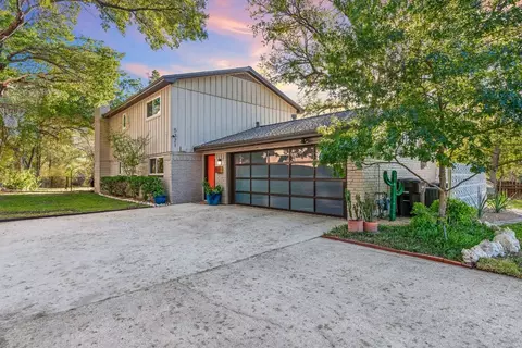 5321 Deavers Ln, Fort Worth, TX 76114