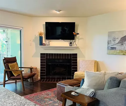 2505 Wedglea Dr #235, Dallas, TX 75211