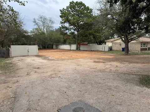 117 S Dick Price Rd, Kennedale, TX 76060
