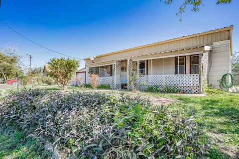 223 S Norton St, Dublin, TX 76446