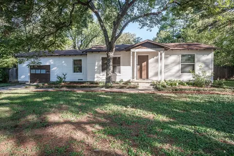 2107 Pecandale Dr, Arlington, TX 76013