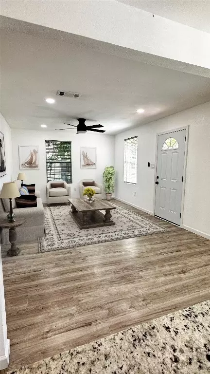 608 Commerce St W, Honey Grove, TX 75446