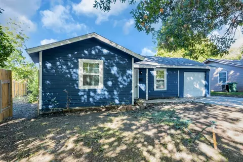 1080 Easy St, Grapevine, TX 76051