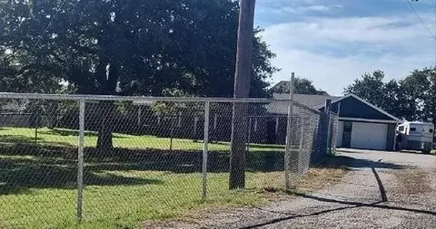 9845 Ray White Rd, Fort Worth, TX 76244