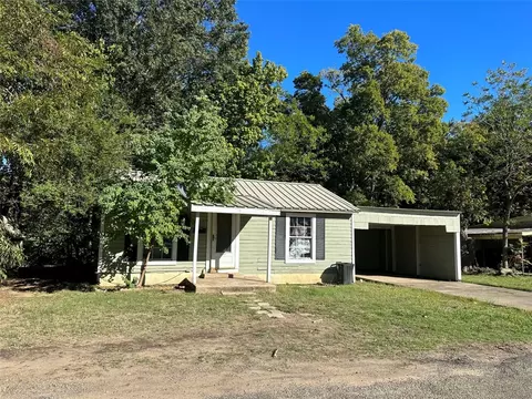 1005 SE 17th St, Paris, TX 75460