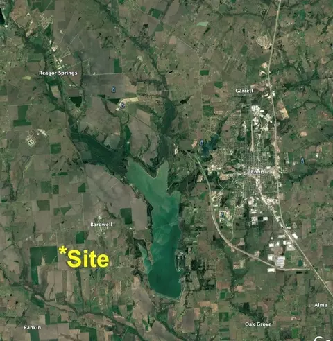 501 Farmer Rd, Ennis, TX 75119