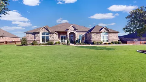 1410 Flanagan Farm Dr, Northlake, TX 76226