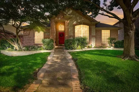 6324 Fall River Dr, The Colony, TX 75056