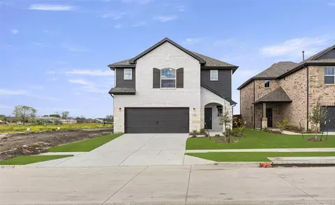 719 Gentle Bird Dr, Lavon, TX 75166