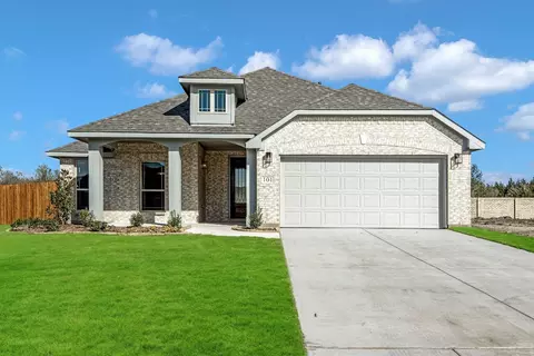 101 Red Cedar Ct, Balch Springs, TX 75181