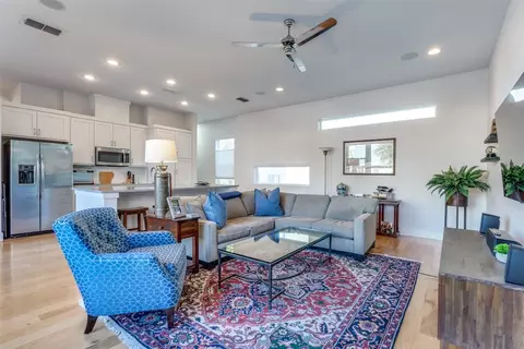 2475 Thatcher Dr, Dallas, TX 75206