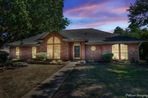 2118 Sandhurst St, Bossier City, LA 71111