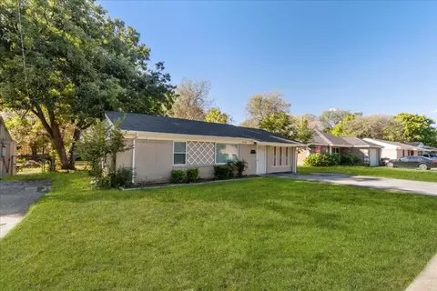 3754 Golden Hills Dr, Dallas, TX 75241