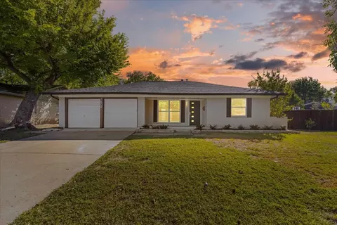 1602 Nantucket Dr, Richardson, TX 75080