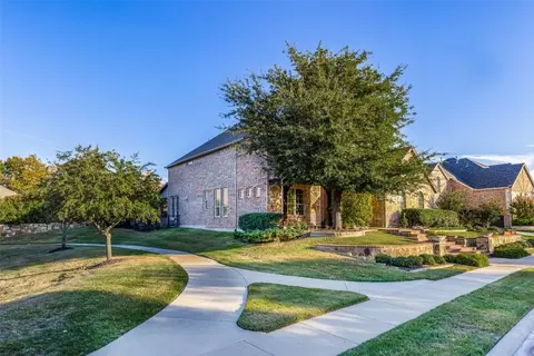 4604 Golden Mew Dr, Carrollton, TX 75010