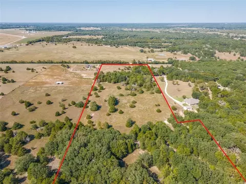 999 County Rd 3306, Greenville, TX 75402