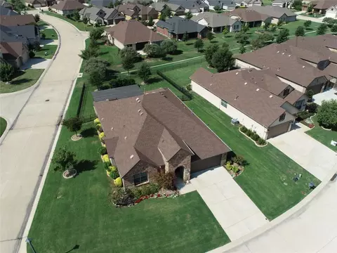 8120 Sanderling Dr, Denton, TX 76207