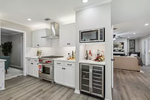 10541 Countess Dr, Dallas, TX 75229