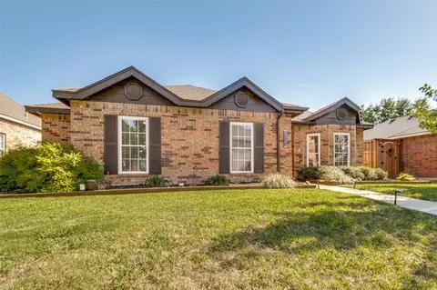 602 Thunderbrook Rd, Garland, TX 75044