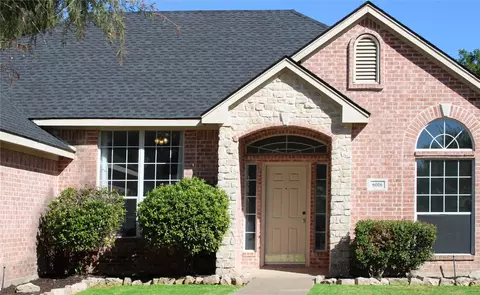 6016 Bent Creek Dr, Haltom City, TX 76137