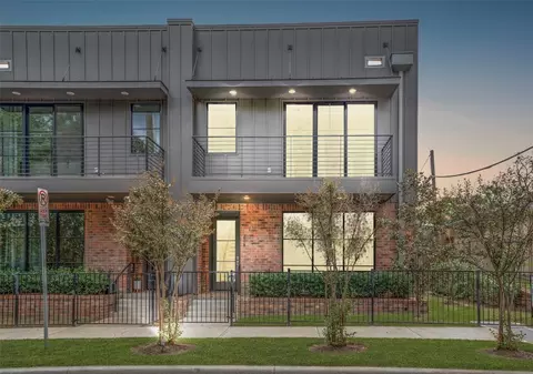 160 W Canty St #204, Dallas, TX 75208