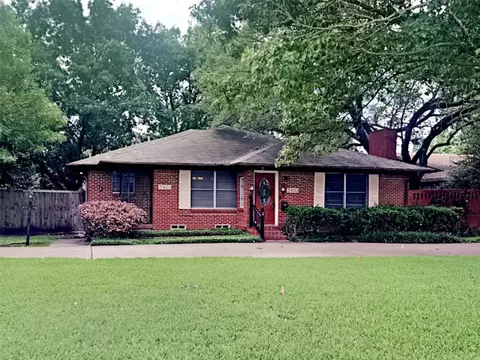 3803 Northwest Pkwy, University Park, TX 75225
