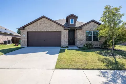 3013 Armstrong St, Denton, TX 76209