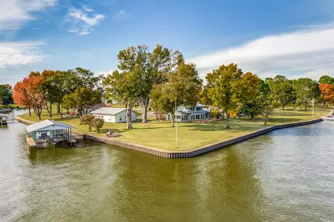 218 Matador Ranch Rd, Trinidad, TX 75163