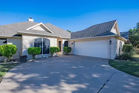 522 Branchwood Dr, Midlothian, TX 76065