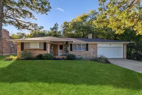 1036 Cedar Trail Dr, Cedar Hill, TX 75104