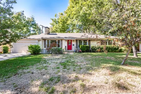 9715 Galway Dr, Dallas, TX 75218