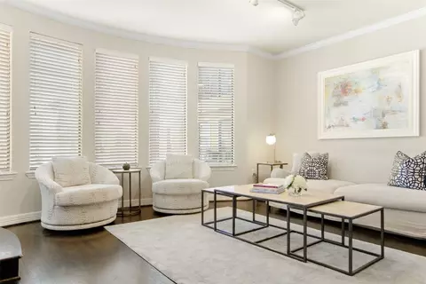 8616 Turtle Creek Blvd #412, Dallas, TX 75225
